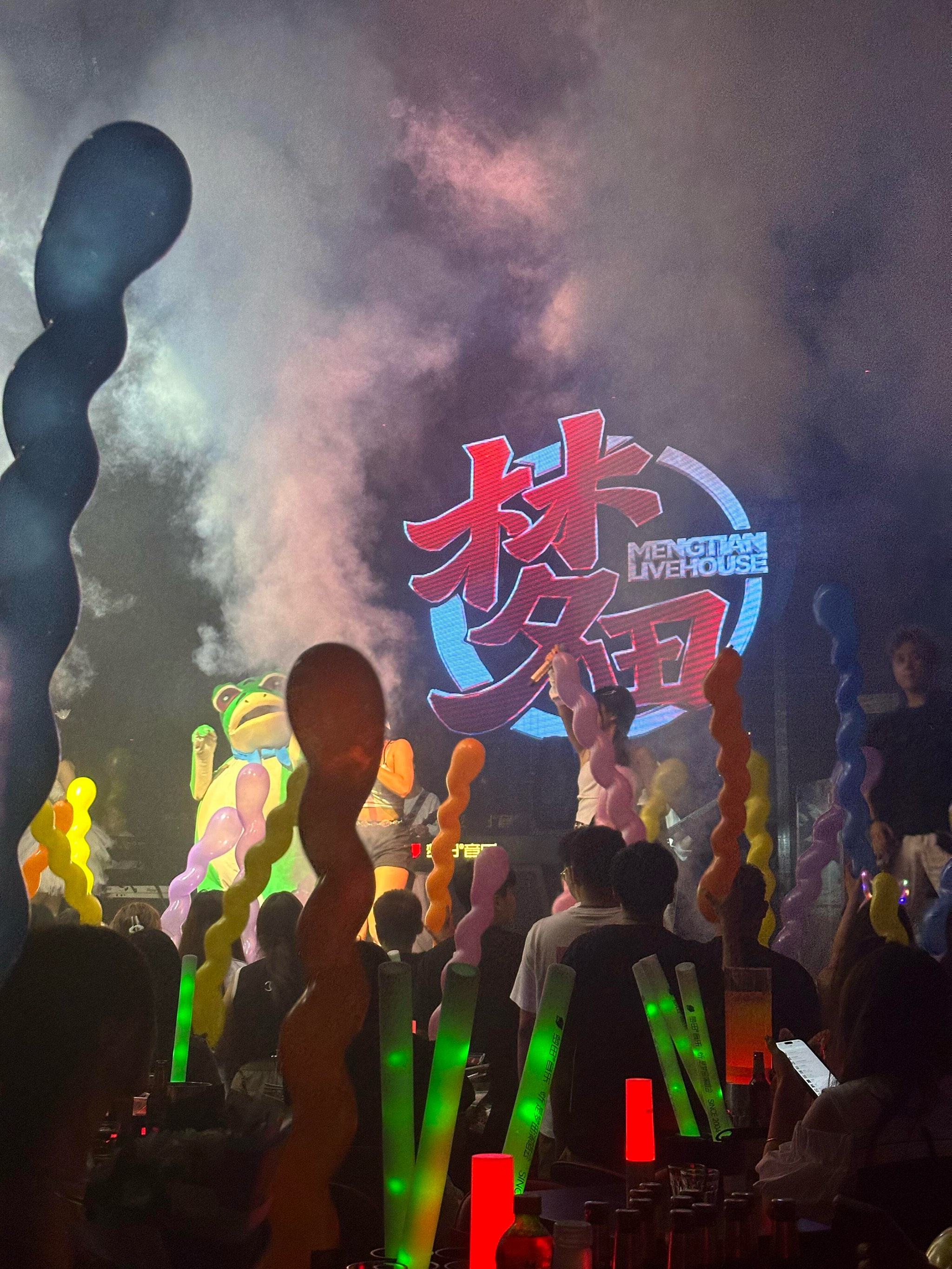 永州KTV订房解读商务ktv的意义-新田县KTV订房